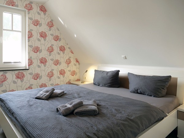 Ein Schlafzimmer im Dachgeschoss